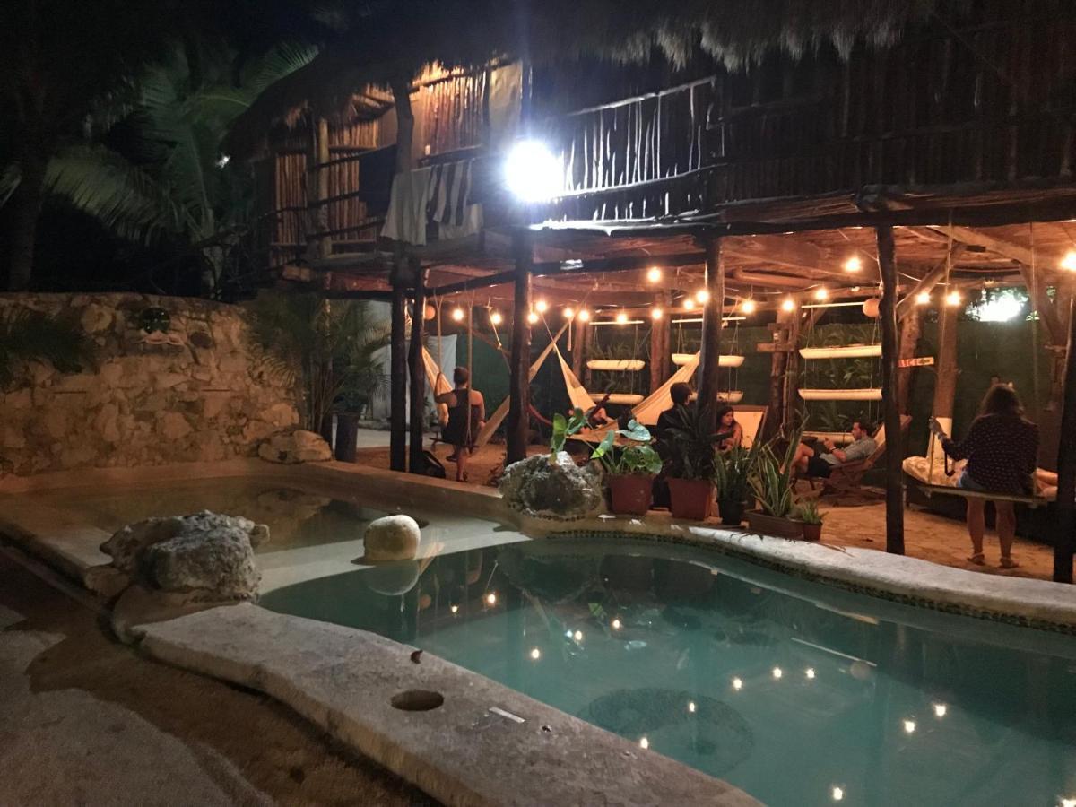 Lobo Inn Tulum Exterior photo