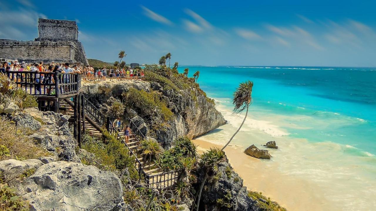 Lobo Inn Tulum Exterior photo