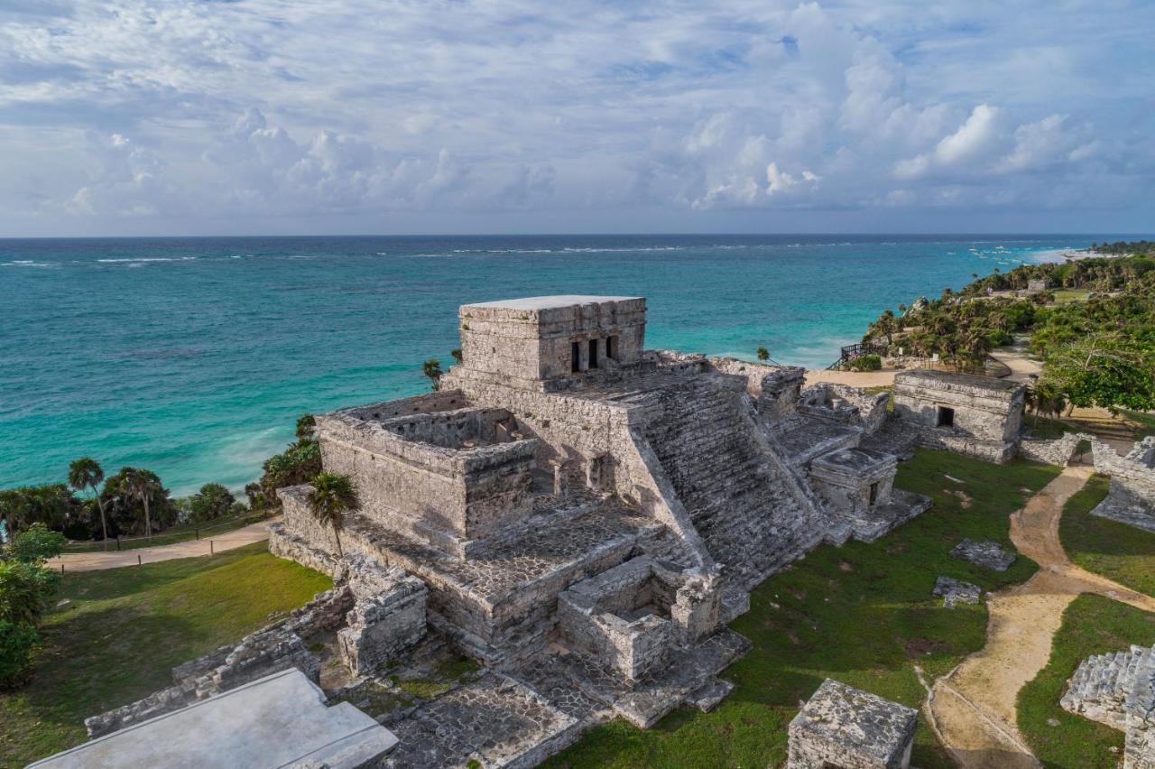 Lobo Inn Tulum Exterior photo