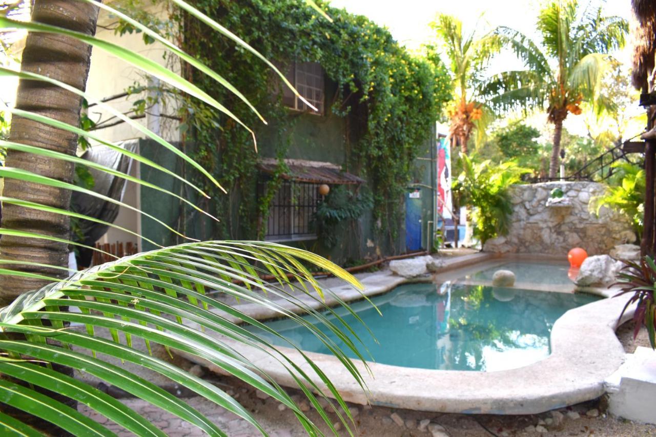Lobo Inn Tulum Exterior photo