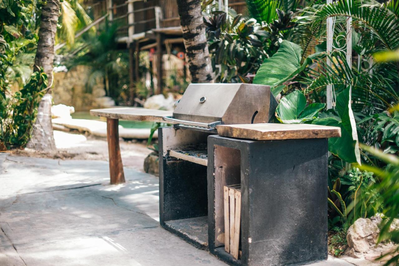 Lobo Inn Tulum Exterior photo